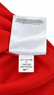 Nike T-Shirt – Pflege- und Materialetikett
